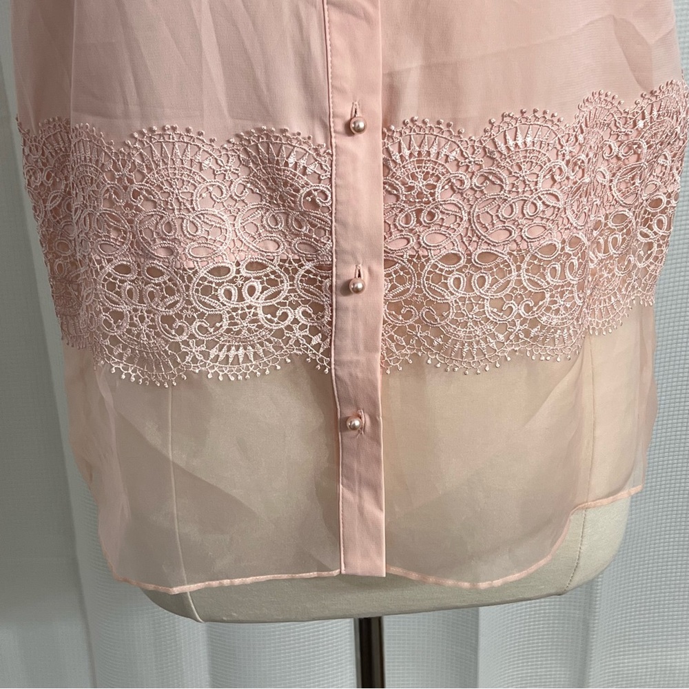 T‎ Tahari Women's Sheer and Lace Sleeveless Round Neck Blouse, Pink, Size M - Picture 4 of 8
